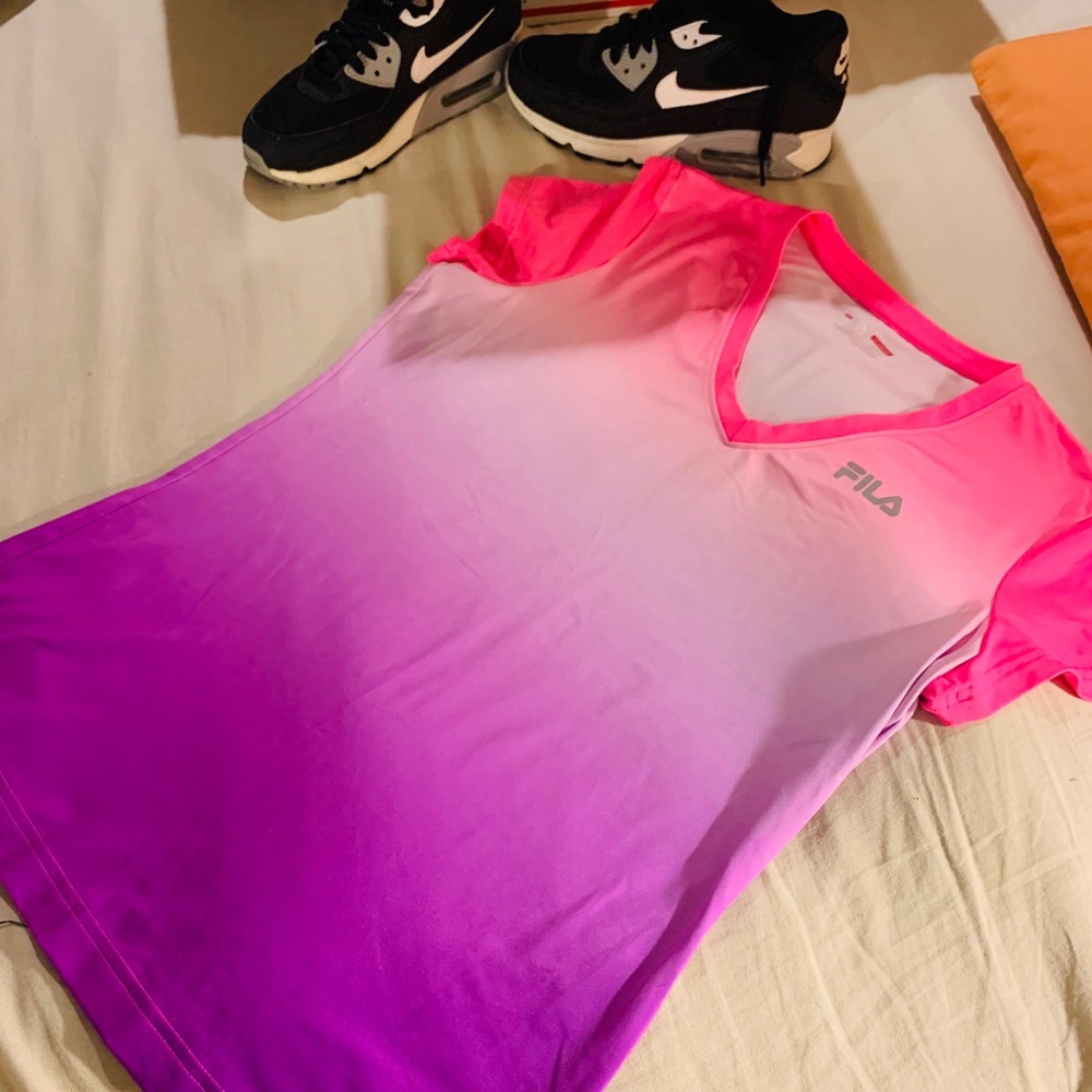 RARE Fila Athletic Tee💖😻 NWOT